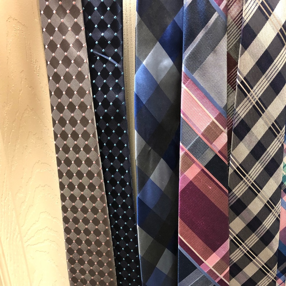 Men’s ties - Picture 2 of 3